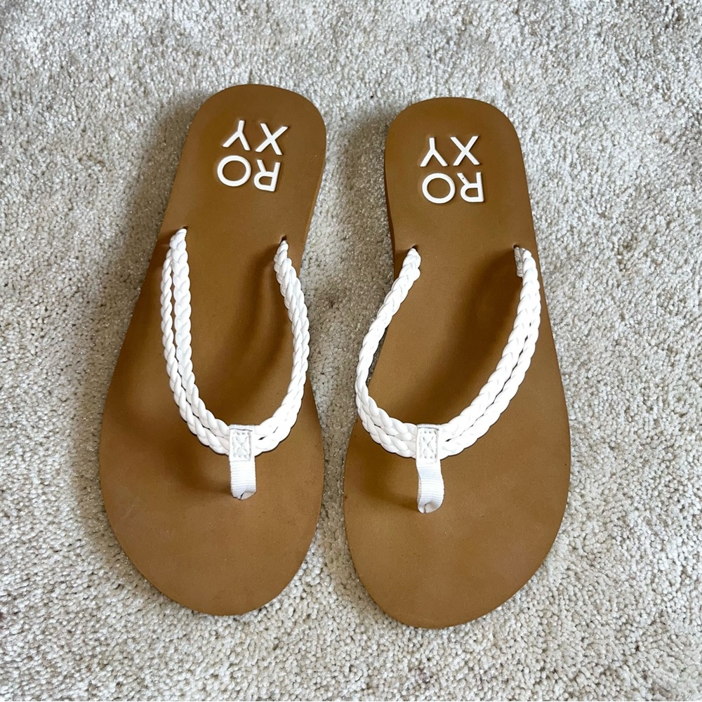 Roxy Women's Brown and White Sandals